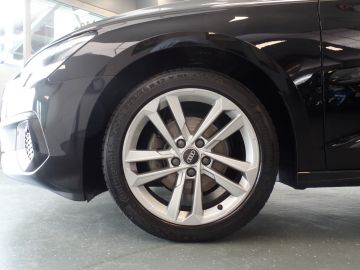 Audi A3 Sportback 30 TFSI Advanced edition Navigatie, Clima controle, Cru