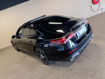 Mercedes-Benz E-Klasse 220D AMG STYLING-PANORAMADAK-NIGHT PAKKET-DISTRONIC-DODEHOEK-COMP