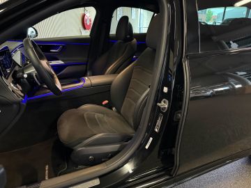 Mercedes-Benz E-Klasse 220D AMG STYLING-PANORAMADAK-NIGHT PAKKET-DISTRONIC-DODEHOEK-COMP