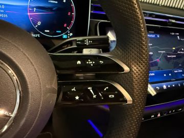 Mercedes-Benz E-Klasse 220D AMG STYLING-PANORAMADAK-NIGHT PAKKET-DISTRONIC-DODEHOEK-COMP
