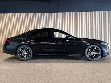 Mercedes-Benz E-Klasse 220D AMG STYLING-PANORAMADAK-NIGHT PAKKET-DISTRONIC-DODEHOEK-COMP