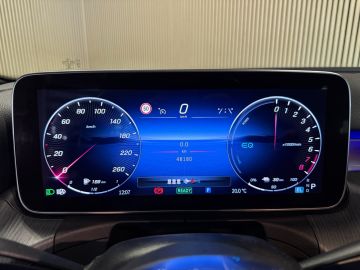 Mercedes-Benz C-Klasse 300e Avantgarde-SOH 99%-PANORAMA-CAMERA-DODE HOEK-APPLE CARPLAY-B