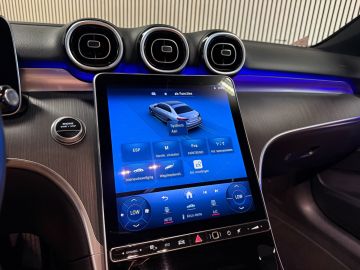 Mercedes-Benz C-Klasse 300e Avantgarde-SOH 99%-PANORAMA-CAMERA-DODE HOEK-APPLE CARPLAY-B