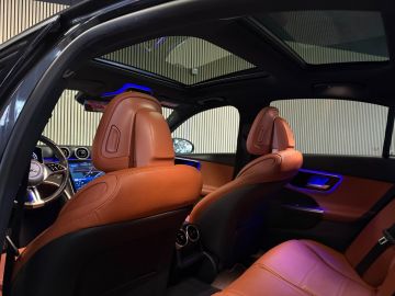 Mercedes-Benz C-Klasse 300e Avantgarde-SOH 99%-PANORAMA-CAMERA-DODE HOEK-APPLE CARPLAY-B