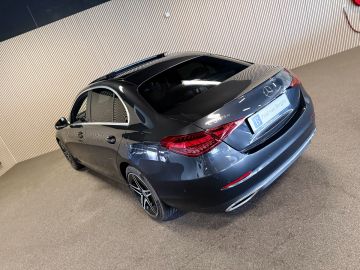 Mercedes-Benz C-Klasse 300e Avantgarde-SOH 99%-PANORAMA-CAMERA-DODE HOEK-APPLE CARPLAY-B