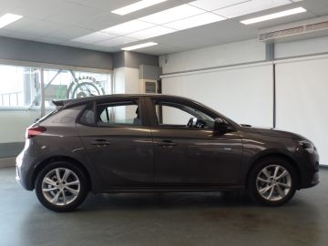 Opel Corsa 1.2 Edition Automaat, Navigatie, Cruis controle, Airco, Elek rame