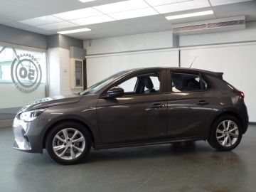 Opel Corsa 1.2 Edition Automaat, Navigatie, Cruis controle, Airco, Elek rame