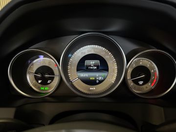 Mercedes-Benz E-Klasse Cabrio 200 AMG STYLING-AIRSCARF-SPOORPAKKET-COMAND-COMPLEET