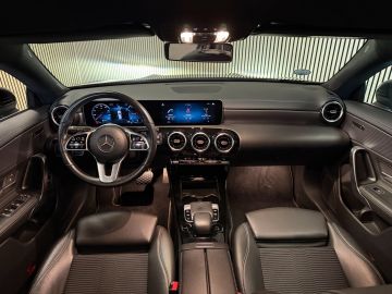 Mercedes-Benz CLA Shooting Brake 220 Progressive-TREKHAAK-WIDESCREEN-CAMERA-ORIG NL