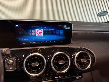 Mercedes-Benz CLA Shooting Brake 220 Progressive-TREKHAAK-WIDESCREEN-CAMERA-ORIG NL