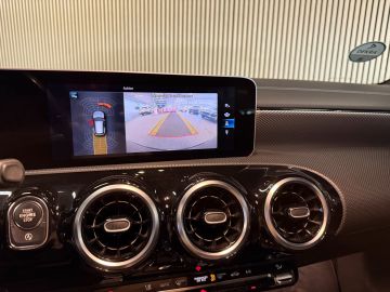 Mercedes-Benz CLA Shooting Brake 220 Progressive-TREKHAAK-WIDESCREEN-CAMERA-ORIG NL
