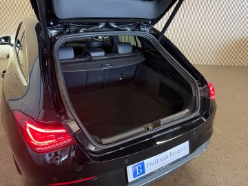 Mercedes-Benz CLA Shooting Brake 220 Progressive-TREKHAAK-WIDESCREEN-CAMERA-ORIG NL