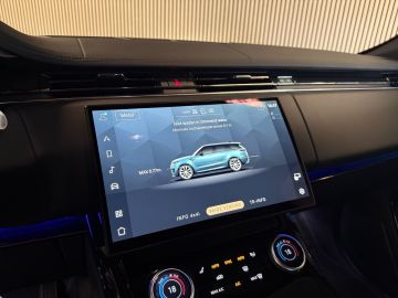 Land Rover Range Rover Sport 3.0 D300 Dynamic SE-PANORAMA-HEAD UP-TREKHAAK-NIEUWPRIJS € 154.00