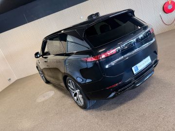Land Rover Range Rover Sport 3.0 D300 Dynamic SE-PANORAMA-HEAD UP-TREKHAAK-NIEUWPRIJS € 154.00