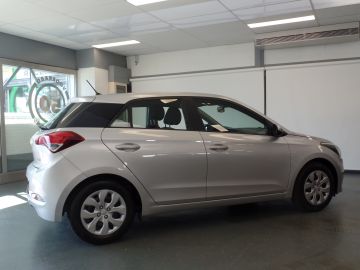 Hyundai I20 1.2 LP i-Drive 5drs Airco, Cruise controle, Elek ramen, Elek spie