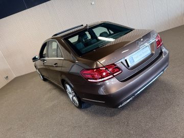 Mercedes-Benz E-Klasse 400 4-Matic Avantgarde-SCHUIFDAK-DISCTRONIC-SOUND-COMAND-360 CAME