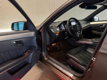 Mercedes-Benz E-Klasse 400 4-Matic Avantgarde-SCHUIFDAK-DISCTRONIC-SOUND-COMAND-360 CAME