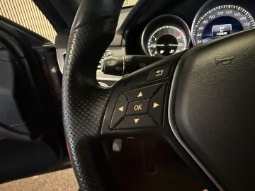Mercedes-Benz E-Klasse 400 4-Matic Avantgarde-SCHUIFDAK-DISCTRONIC-SOUND-COMAND-360 CAME