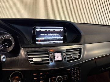 Mercedes-Benz E-Klasse 400 4-Matic Avantgarde-SCHUIFDAK-DISCTRONIC-SOUND-COMAND-360 CAME