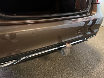 Mercedes-Benz E-Klasse 400 4-Matic Avantgarde-SCHUIFDAK-DISCTRONIC-SOUND-COMAND-360 CAME