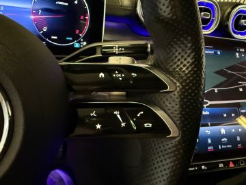 Mercedes-Benz C-Klasse 220D AMG STYLING-PANORAMA-MEMORY-BURMESTER-ACC-TREKHAAK-ZEER COMP