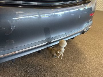 Mercedes-Benz C-Klasse 220D AMG STYLING-PANORAMA-MEMORY-BURMESTER-ACC-TREKHAAK-ZEER COMP