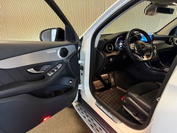 Mercedes-Benz GLC 200 4-Matic Face Lift AMG STYLING-PANORAMA-NIGHT-ACC-360 CAMERA-T