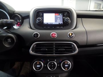 Fiat 500X Cross 1.4 Turbo MultiAir Cross 140pk!!, Navigatie, Clima controle