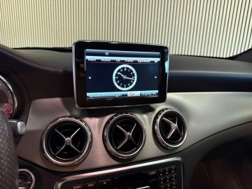 Mercedes-Benz GLA 250 AMG STYLING-CAMERA-COMAND-BI XENON-STOELVERWARMING-TREKHAAK