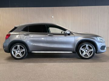 Mercedes-Benz GLA 250 AMG STYLING-CAMERA-COMAND-BI XENON-STOELVERWARMING-TREKHAAK