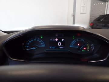 Peugeot E-2008 EV Active Pack 50 kWh 136pk, SOH, 92%, Apple Carplay, Clima contr