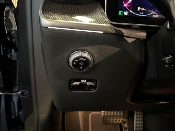 Mercedes-Benz GLC 300e 4 Matic AMG STYLING-PANORAMA-TREKHAAK-MEMORY-NIGHT-ACC-360 C