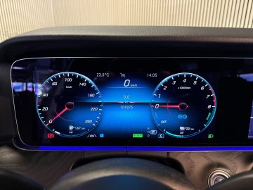 Mercedes-Benz E-Klasse 300e 4 Matic Avantgarde-PANORAMA-NIGHT-WIDESCREEN-CAMERA-SPOORPAK