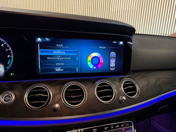 Mercedes-Benz E-Klasse 300e 4 Matic Avantgarde-PANORAMA-NIGHT-WIDESCREEN-CAMERA-SPOORPAK