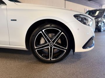 Mercedes-Benz E-Klasse 300e 4 Matic Avantgarde-PANORAMA-NIGHT-WIDESCREEN-CAMERA-SPOORPAK