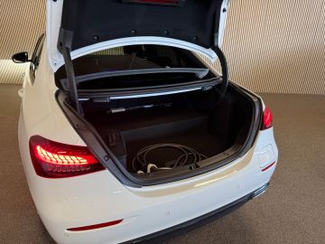 Mercedes-Benz E-Klasse 300e 4 Matic Avantgarde-PANORAMA-NIGHT-WIDESCREEN-CAMERA-SPOORPAK