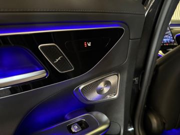 Mercedes-Benz C-Klasse 220D AMG STYLING-MEMORY-PANO-360-HEAD UP-BURMESTER-ZEER COMPLEET