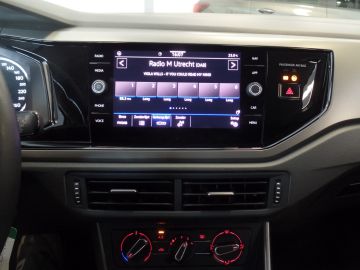 Volkswagen Polo 1.0 TSI 5drs Comfortline Automaat, Navigatie, Apple Carplay, Airc