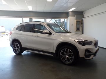 BMW X1 sDrive20i 180pk, Business Edition Automaat, Navigatie Achteruitri