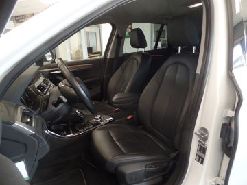 BMW X1 sDrive20i 180pk, Business Edition Automaat, Navigatie Achteruitri