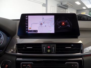BMW X1 sDrive20i 180pk, Business Edition Automaat, Navigatie Achteruitri