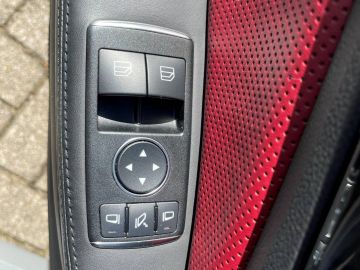Mercedes-Benz SLK AMG style - ORG. NL - Pano Etc etc. 200