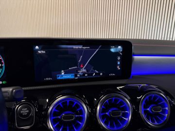 Mercedes-Benz CLA 250e AMG STYLING-PANORAMA-NIGHT-MEMORY-TREKHAAK-CAMERA-ZEER COMPL