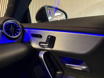 Mercedes-Benz CLA 250e AMG STYLING-PANORAMA-NIGHT-MEMORY-TREKHAAK-CAMERA-ZEER COMPL