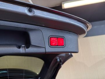 Mercedes-Benz GLA 250e Progressive-PANORAMA-MEMORY-CAMERA-KEYLESS GO-COMPLEET