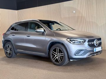 Mercedes-Benz GLA 250e Progressive-PANORAMA-MEMORY-CAMERA-KEYLESS GO-COMPLEET