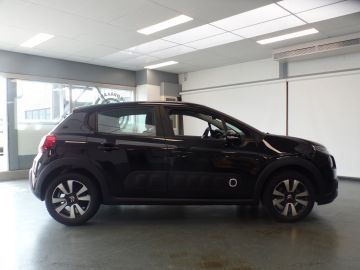 Citroën C3 1.2 PureTech Shine, Navigatie, Clima controle, Cruise controle, E