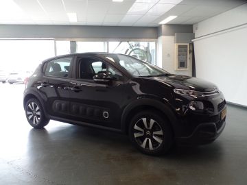 Citroën C3 1.2 PureTech Shine, Navigatie, Clima controle, Cruise controle, E