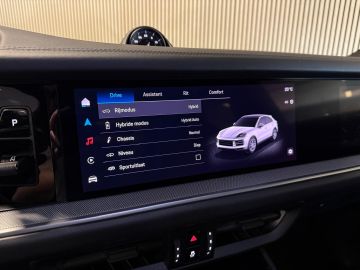 Porsche Cayenne Coupé 3.0 E-Hybrid SPORT DESIGN-SOH 91%-18 VOUDIG-BIJRIJDER DISPL