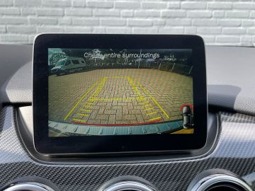 Mercedes-Benz B-Klasse 180 AMG Style - Nightpakket - Achteruitrijcamera - Trekhaak etc e